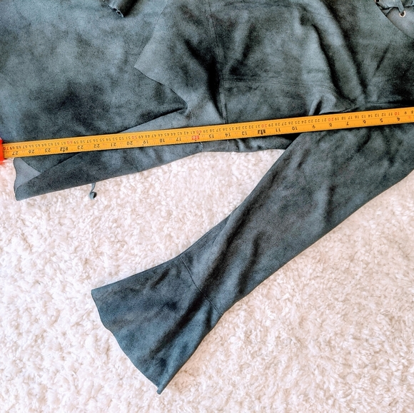 Women's blouse - Picture 5 of 6